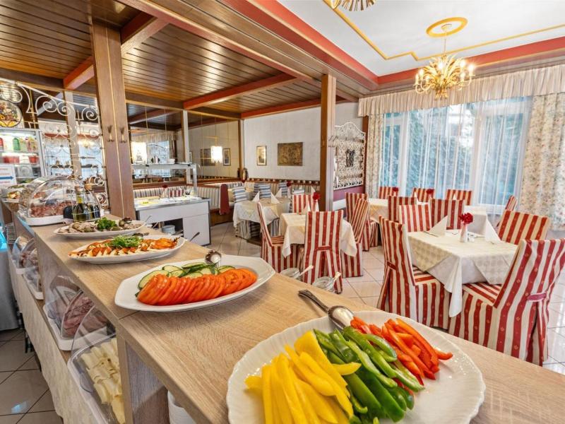 Hotel Nikolasch image