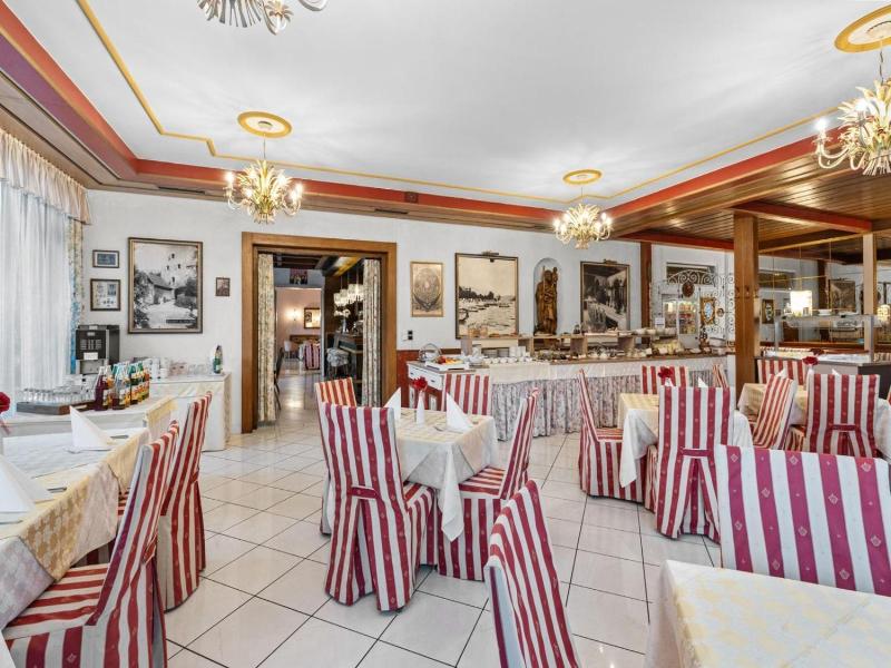 Hotel Nikolasch image