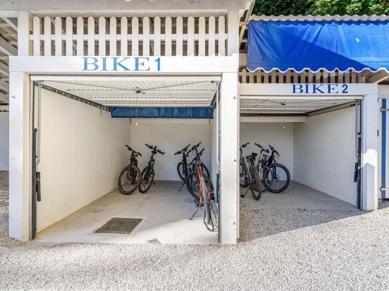 Hotel Nikolasch image