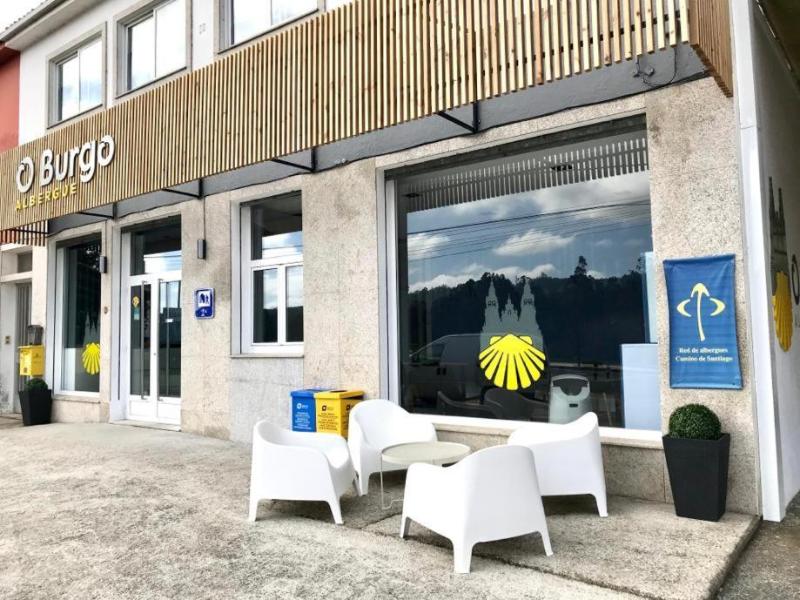 Albergue O Burgo image