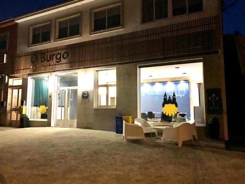 Albergue O Burgo image