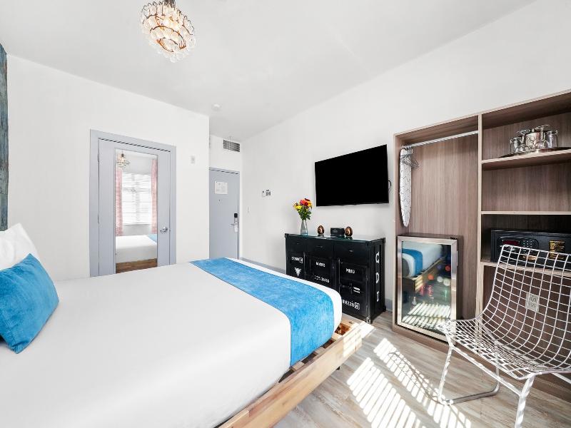 Whitelaw Hotel image