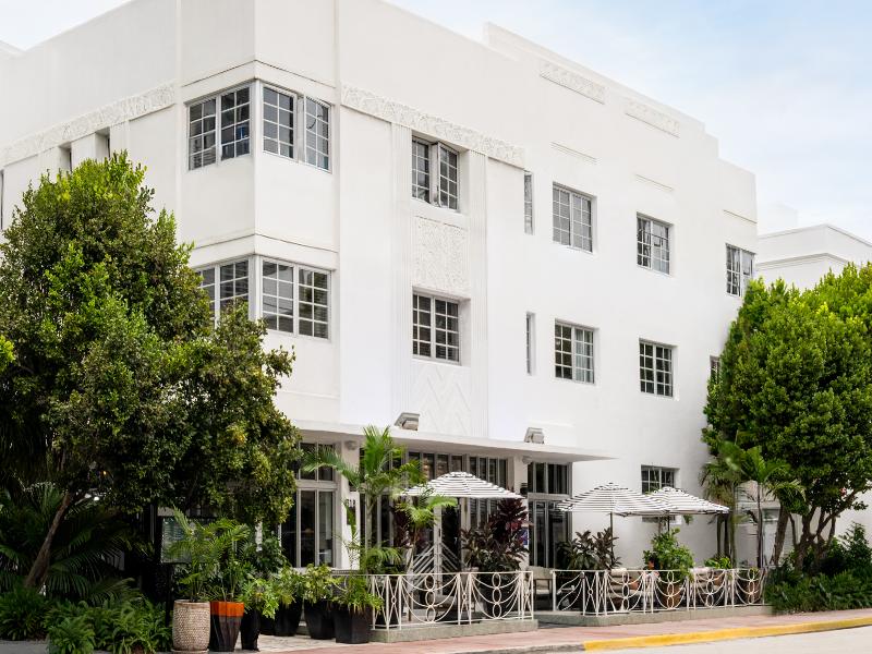 Riviera Suites South Beach image
