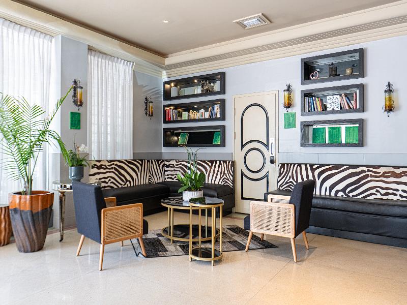 Riviera Suites South Beach image