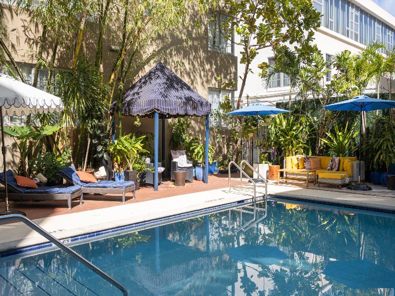 Riviera Suites South Beach image