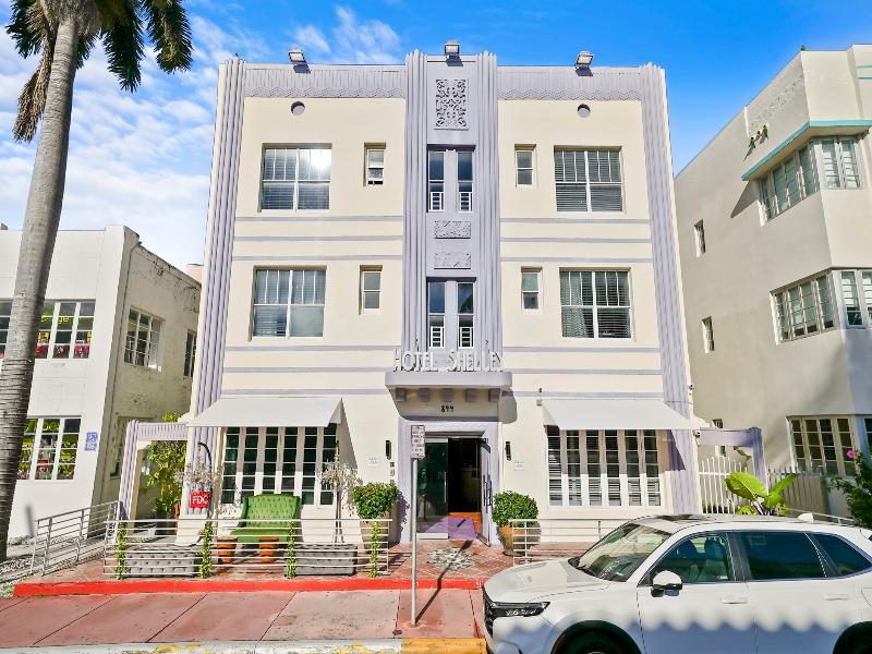 Hotel Shelley image