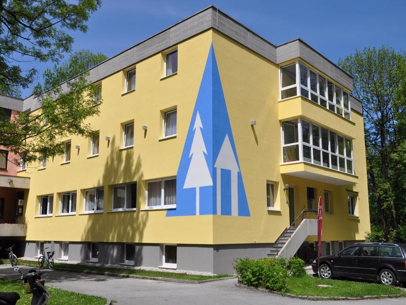 Eduard Heinrich Haus Hostel image
