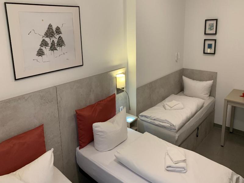 Trio Apartment Hotel Berlin image