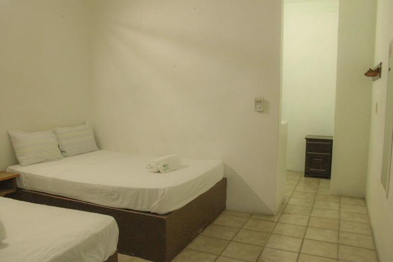 Hotel Om Downtown image
