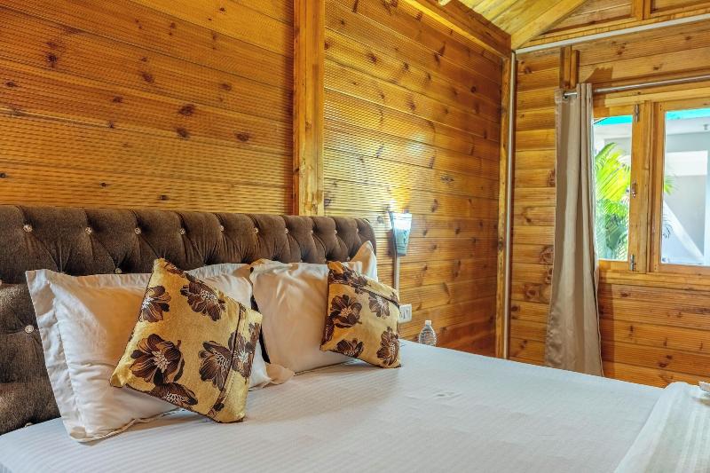 Hitide Beach Resort image