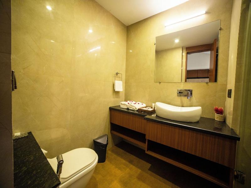 Hue Guh The Porto Candolim image