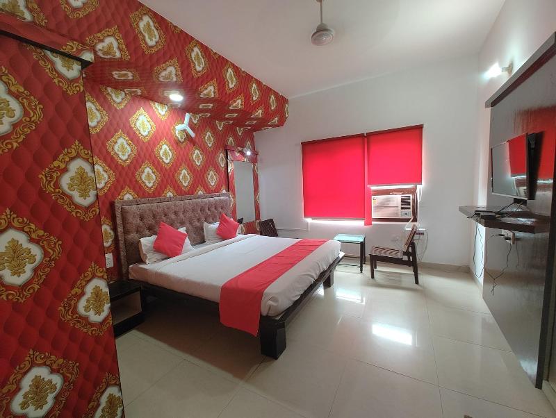 Apex Hotel image