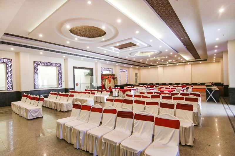 Fabhotel Jalandhar Corporate Suites