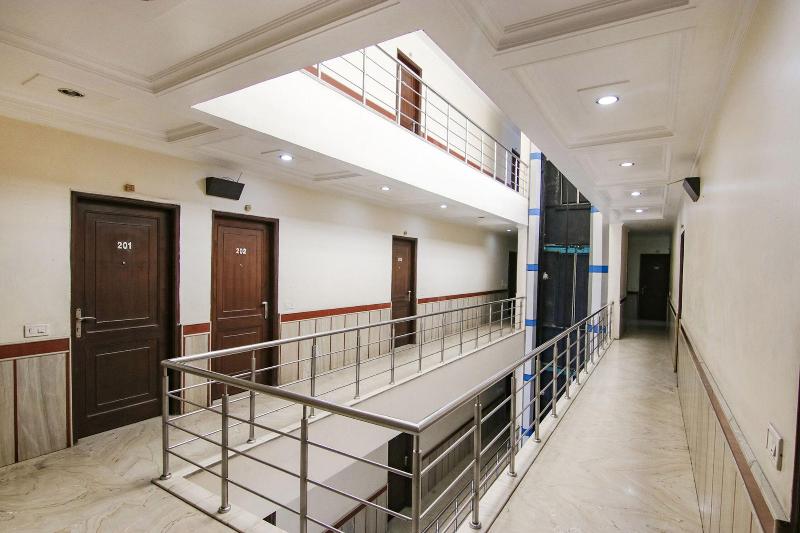 Fabhotel Jalandhar Corporate Suites
