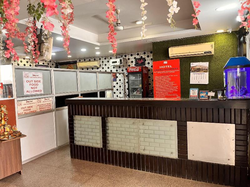 Hotel Grand Highway image