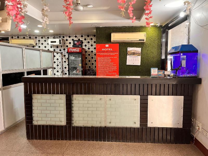 Hotel Grand Highway image