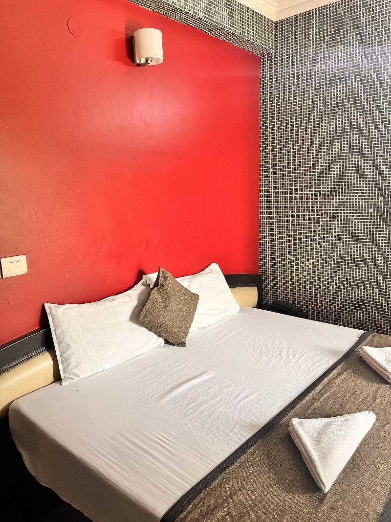 Hotel Grand Highway image