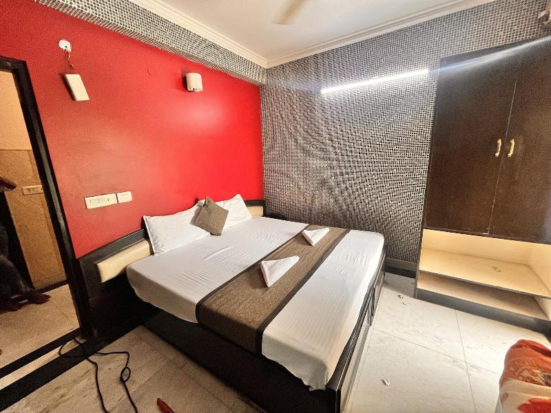Hotel Grand Highway image