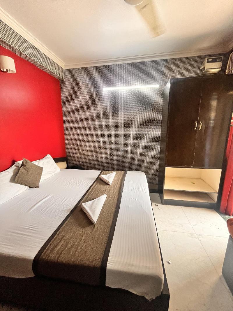 Hotel Grand Highway image