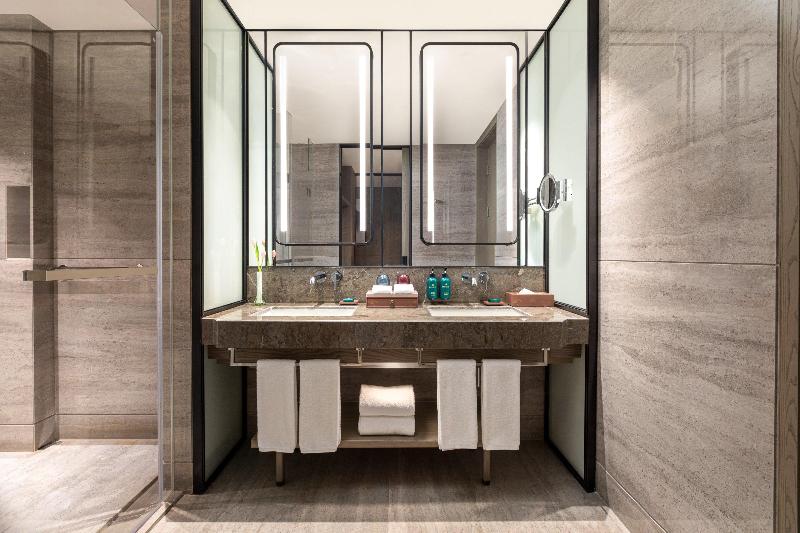 Crowne Plaza Quzhou.an IHG Hotel image