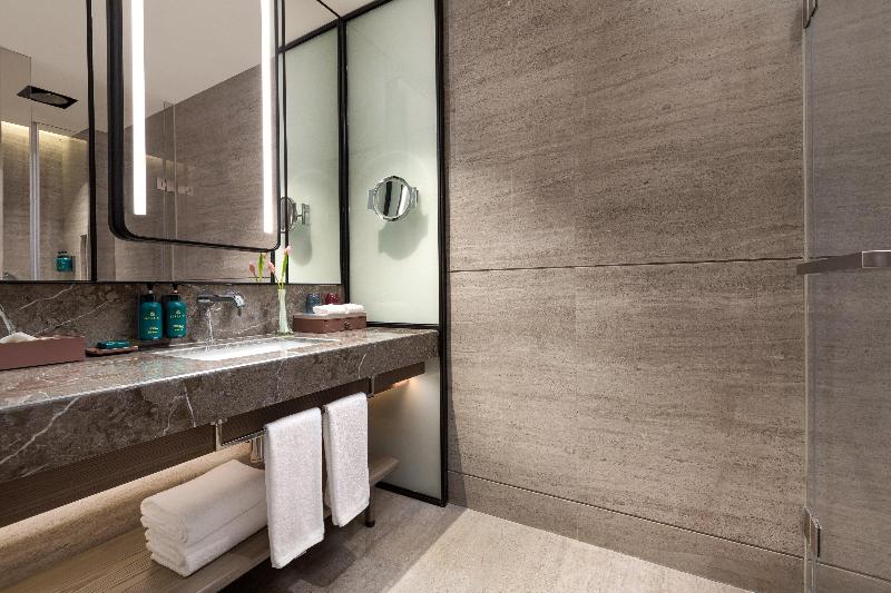 Crowne Plaza Quzhou.an IHG Hotel image