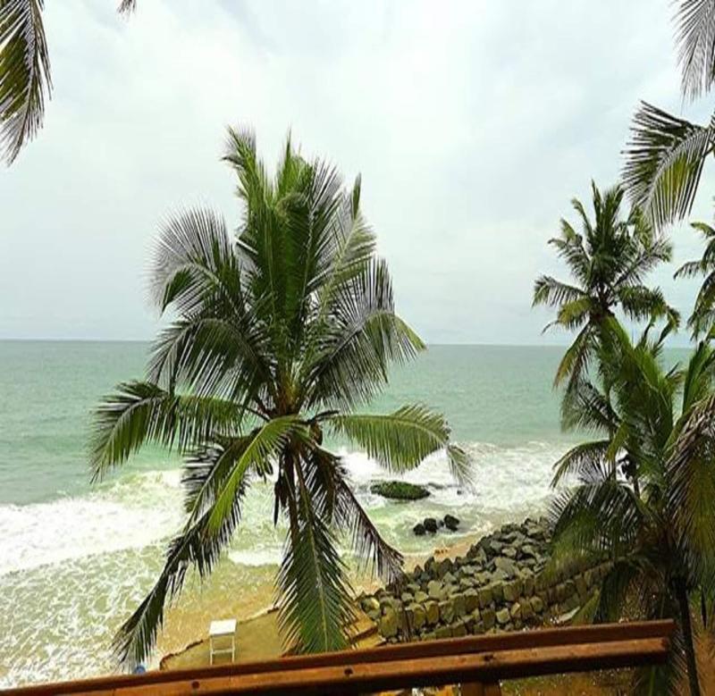 Fabhotel Wateredge Beach Resort image