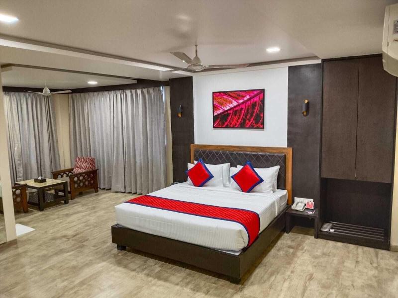 Monteria Resort image
