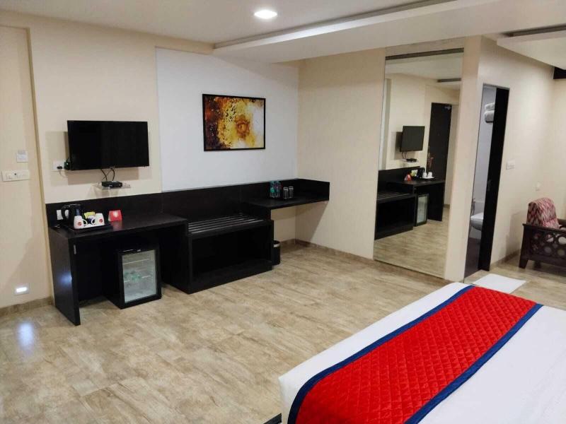 Monteria Resort image