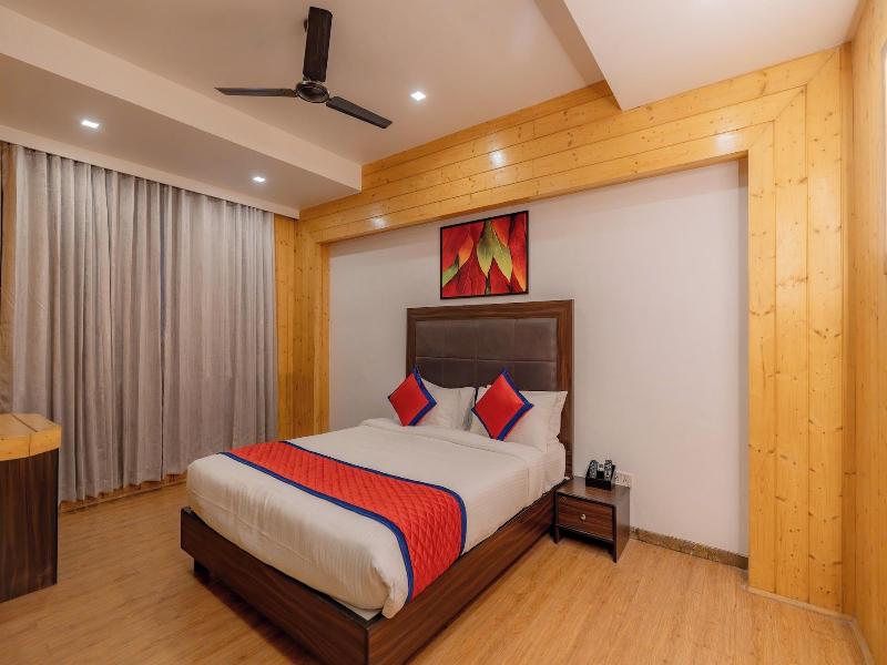 Monteria Resort image