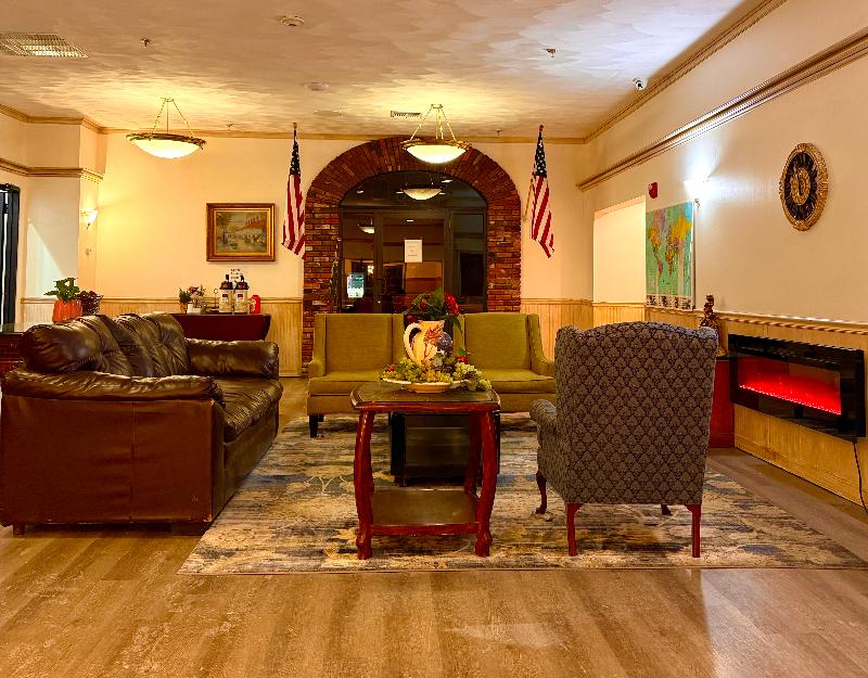 Presque Isle Hotel image