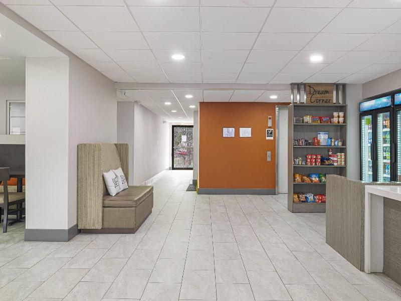 Mainstay Suites Chambersburg image