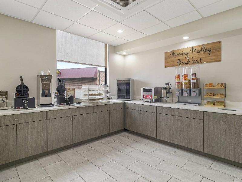Mainstay Suites Chambersburg image