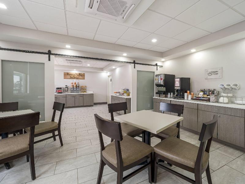 Mainstay Suites Chambersburg image