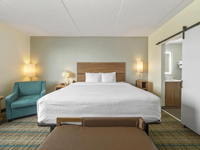 Mainstay Suites Chambersburg image