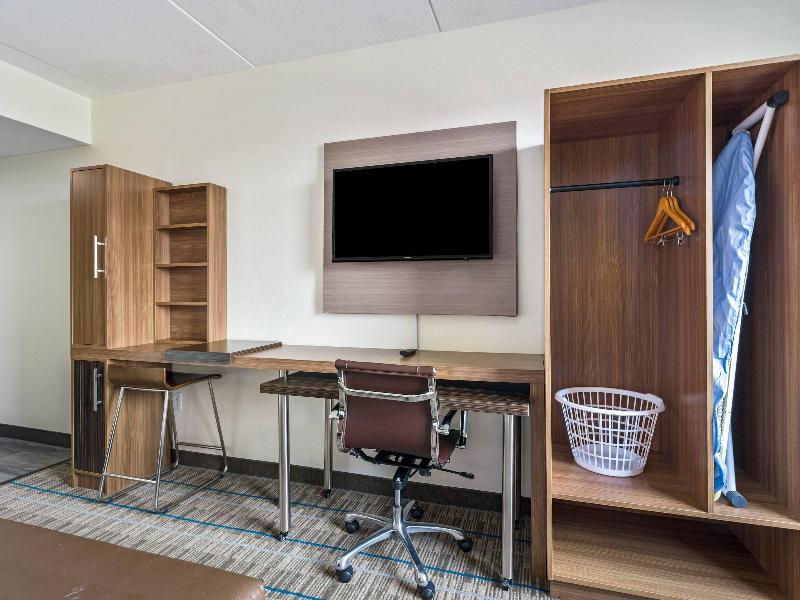 Mainstay Suites Chambersburg image