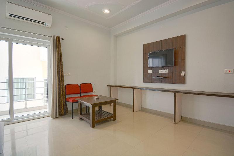 Fabhotel Yamunotri Retreat image