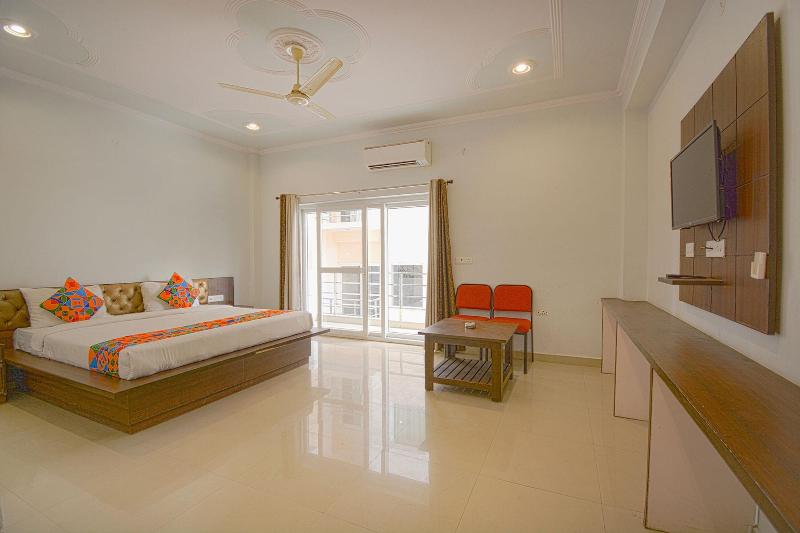 Fabhotel Yamunotri Retreat image