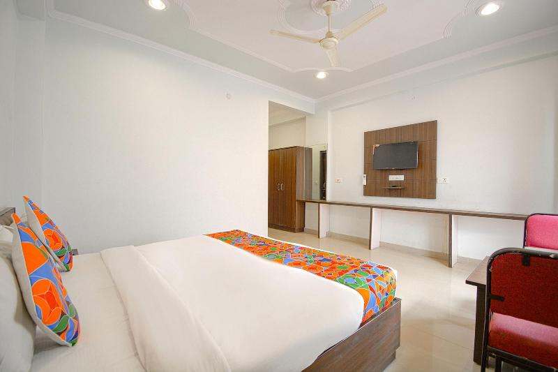 Fabhotel Yamunotri Retreat image