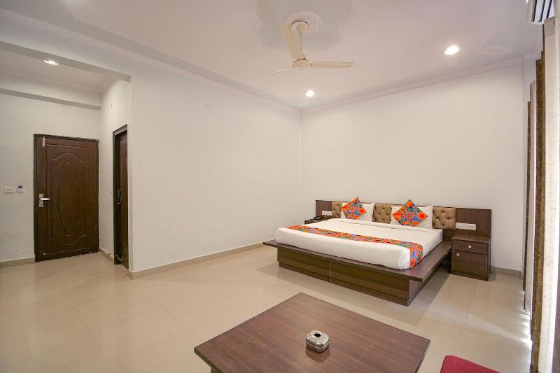 Fabhotel Yamunotri Retreat image