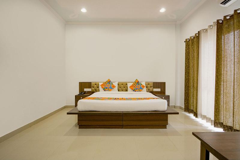 Fabhotel Yamunotri Retreat image
