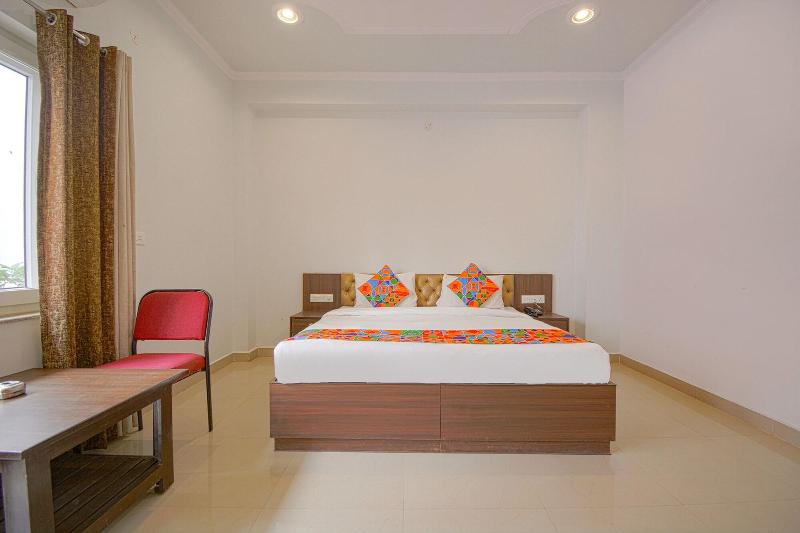 Fabhotel Yamunotri Retreat image