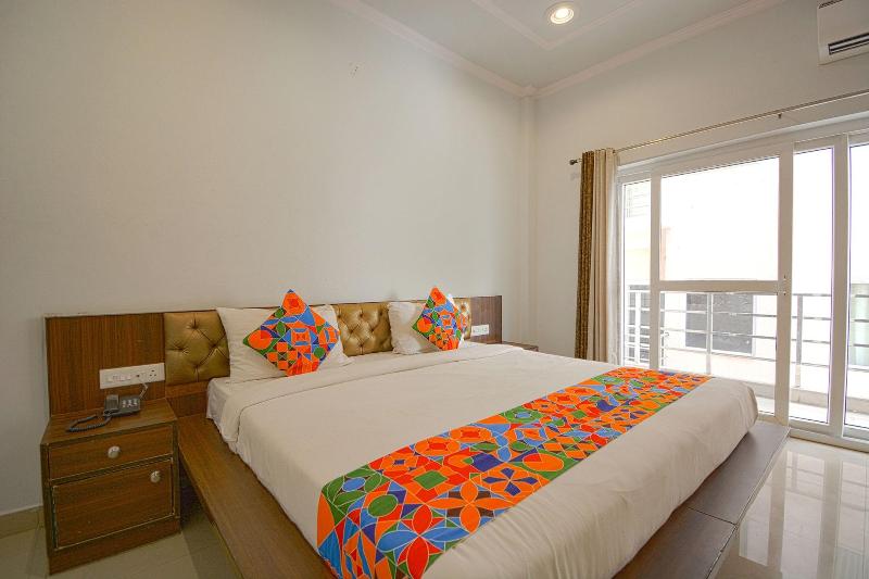 Fabhotel Yamunotri Retreat image