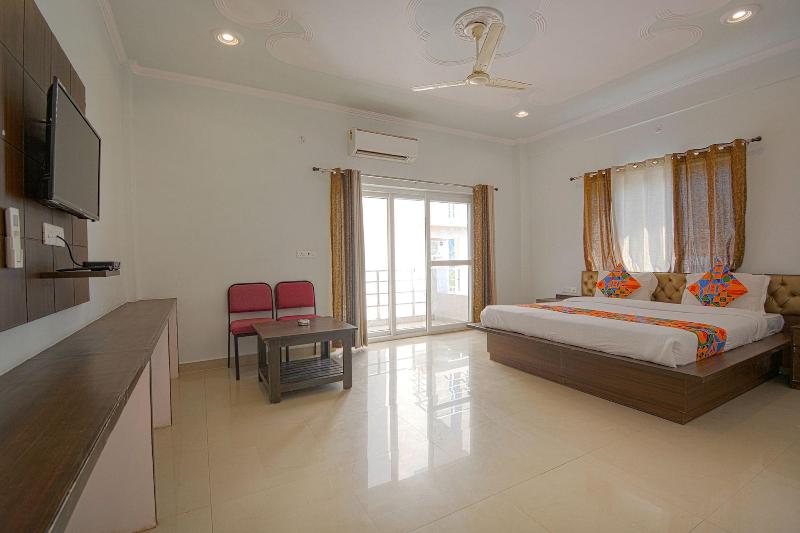 Fabhotel Yamunotri Retreat image