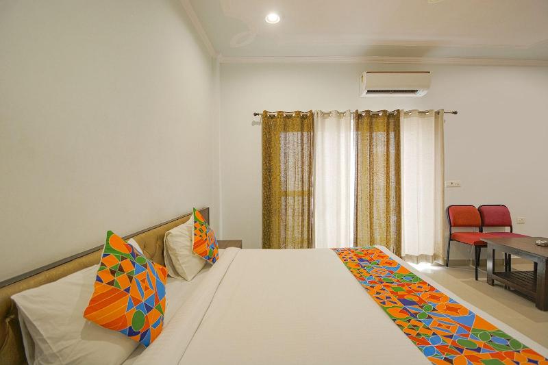 Fabhotel Yamunotri Retreat image