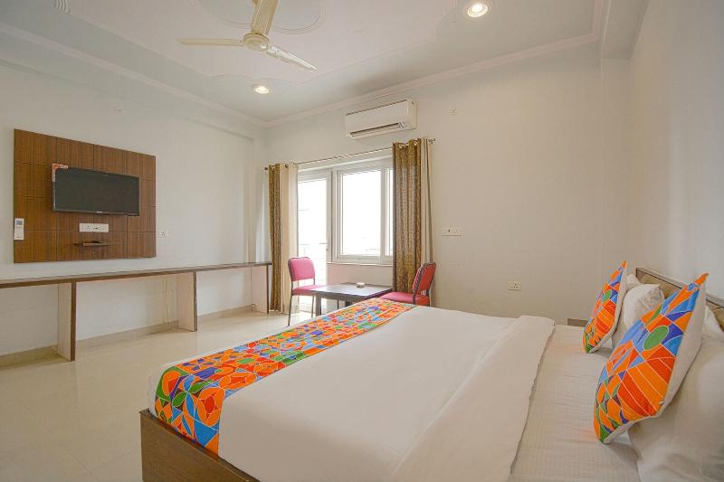 Fabhotel Yamunotri Retreat image
