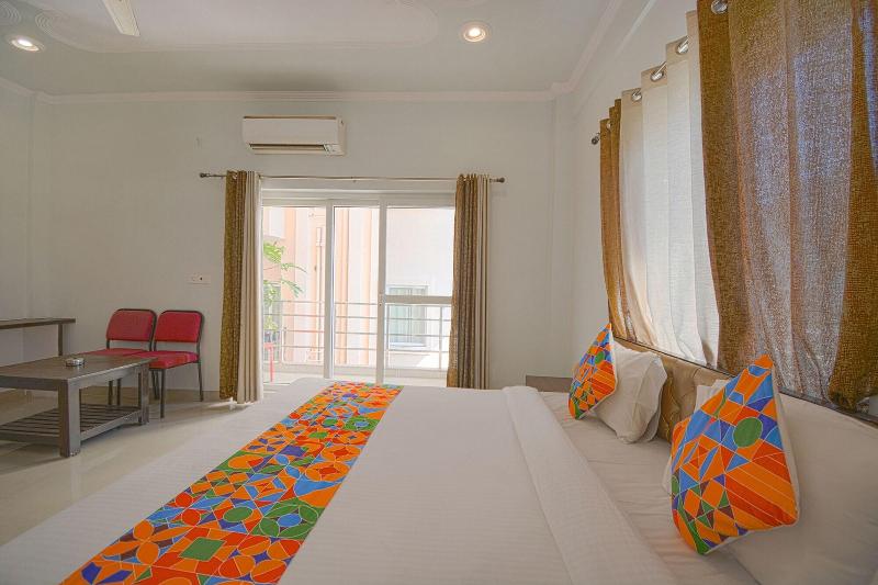 Fabhotel Yamunotri Retreat image