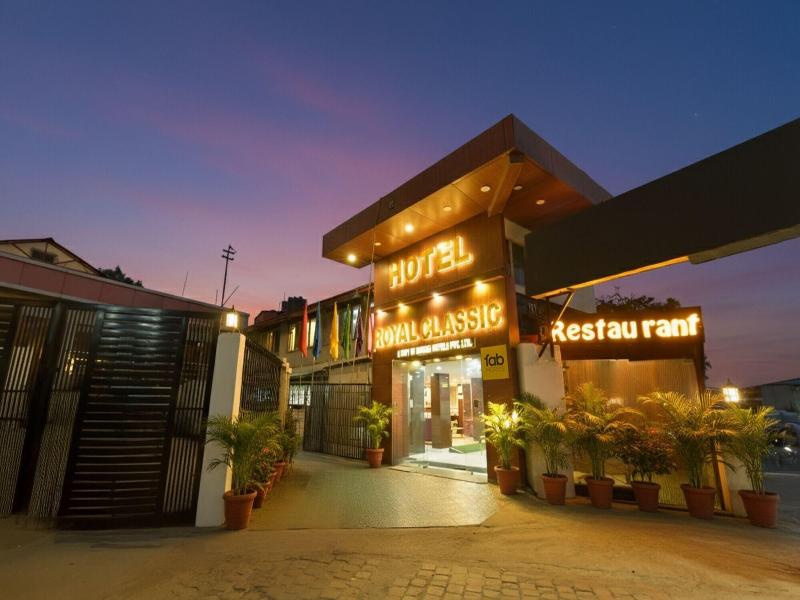 Fabhotel F9 Mall Road — general view