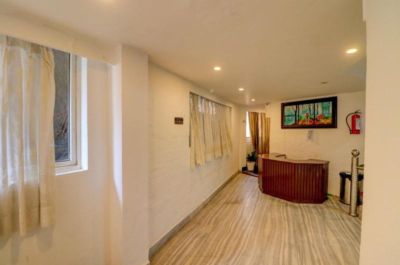 Fabhotel F9 Mall Road image