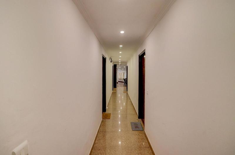 Fabhotel F9 Mall Road image