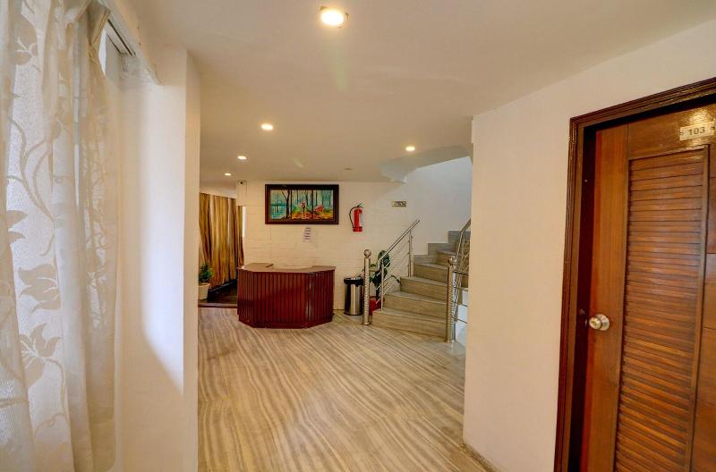 Fabhotel F9 Mall Road image